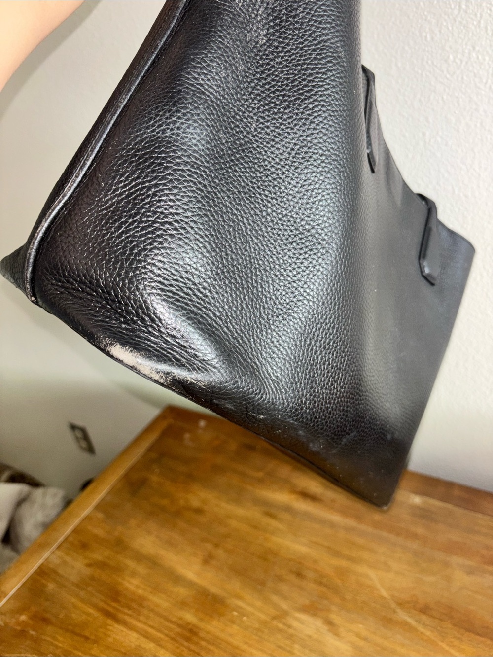 Tory Burch Black Pebbled Leather Reversible Tote with Cream Lining - Picture 6 of 7